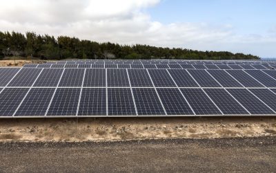 Aena construirá dos plantas fotovoltaicas en los aeropuertos Barcelona-El Prat y Reus